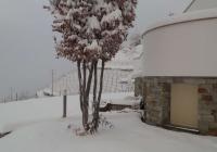 Hausansicht im Winter